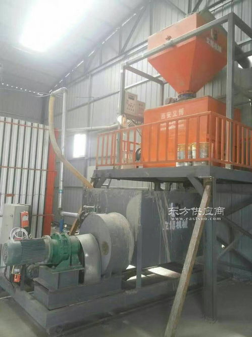 轻质实心复合墙板设备与高性能混凝土减水剂生产 提升建筑保温与吊挂力的关键技术